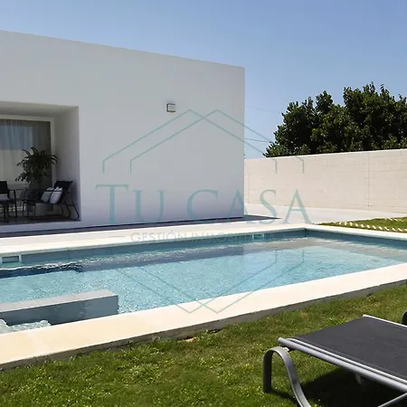 Aurea Villa